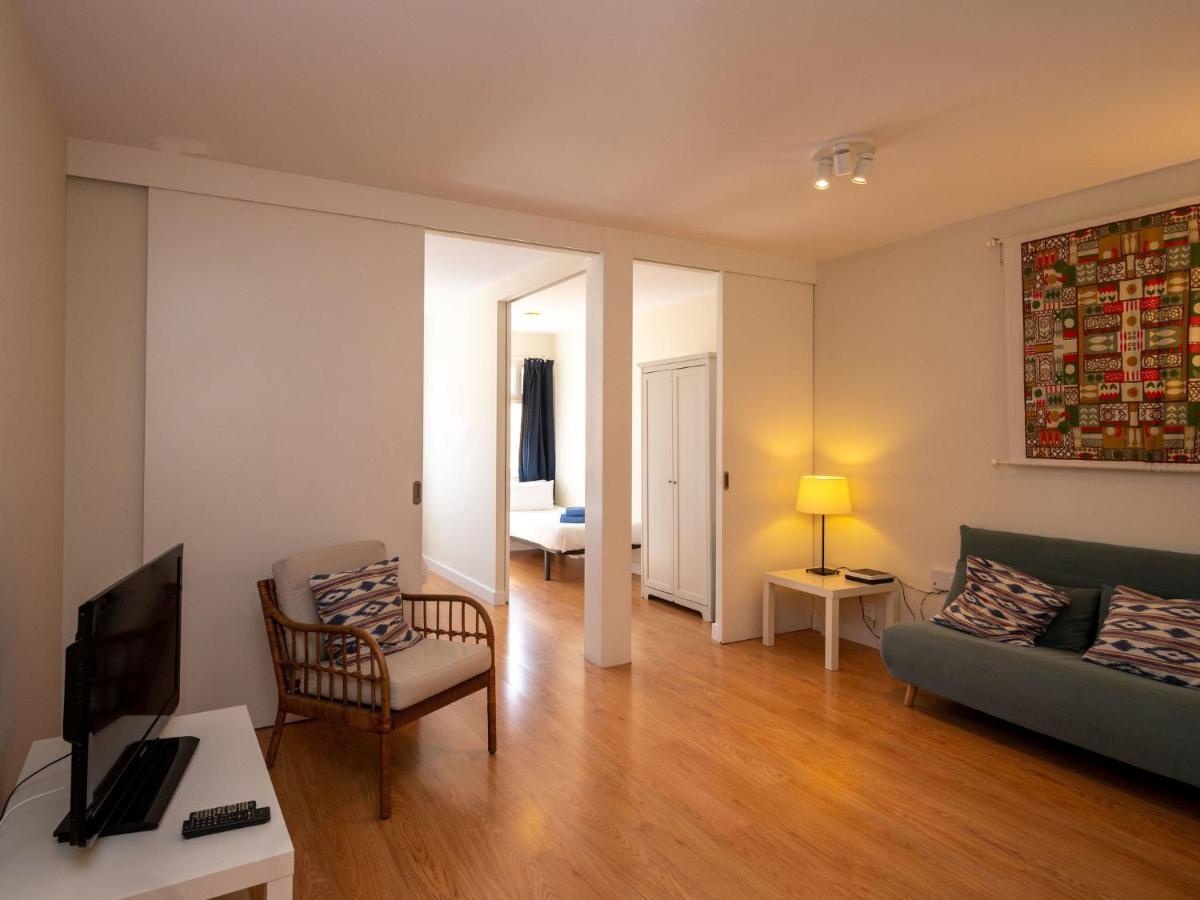 Apartment Sagrada Familia- Rossello By Interhome バルセロナ エクステリア 写真