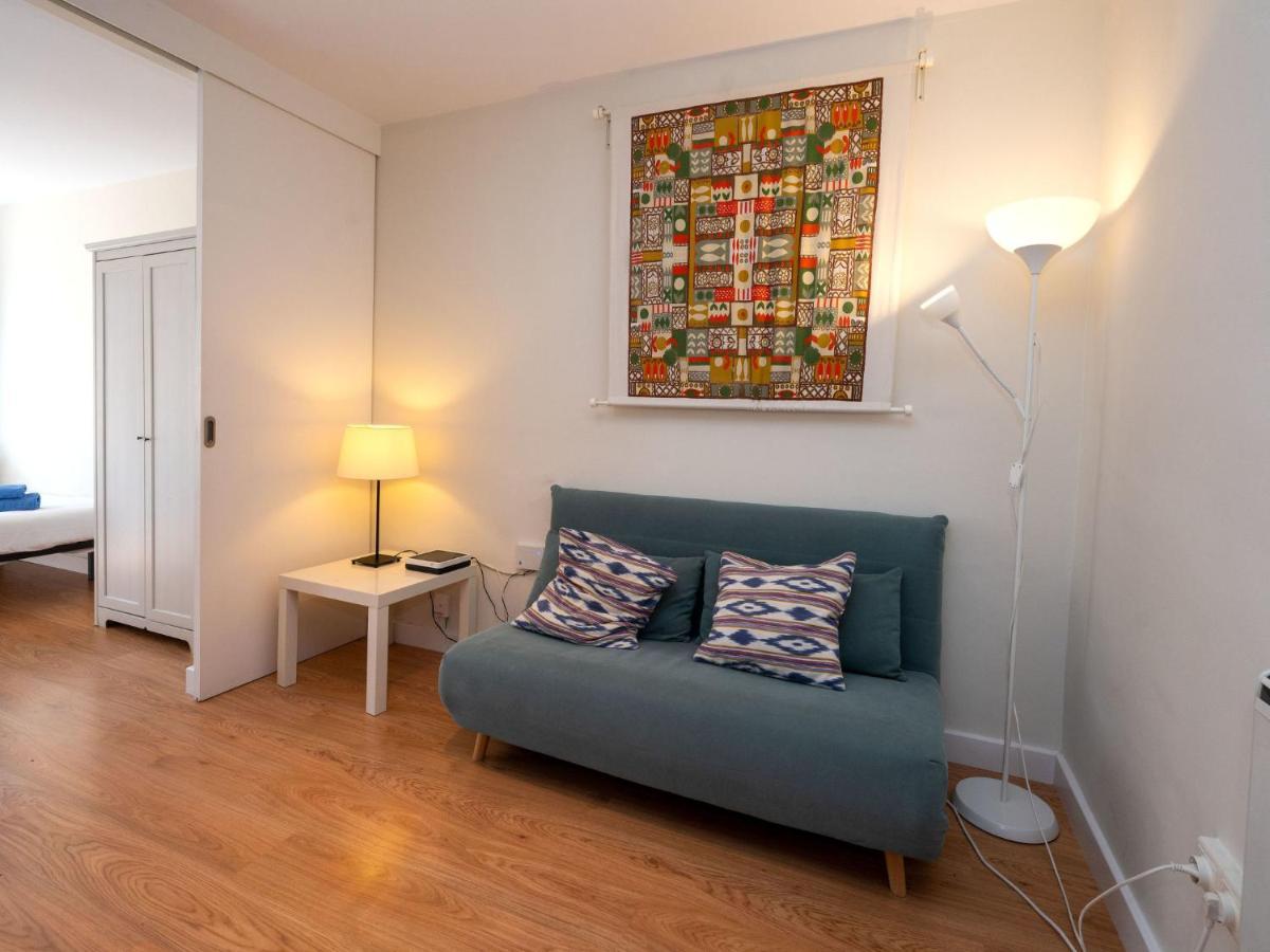 Apartment Sagrada Familia- Rossello By Interhome バルセロナ エクステリア 写真